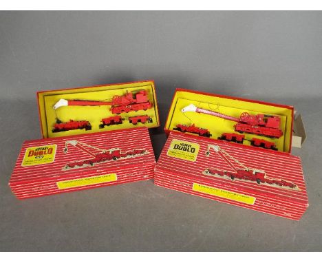 Hornby - 2 x boxed 00 gauge models, a # 4620 Brakedown Crane Wagon and a # 4820 Export  Model Breakdown Crane. The models bot
