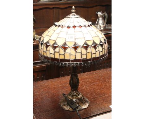 Tiffany style table lamp with decorative shade