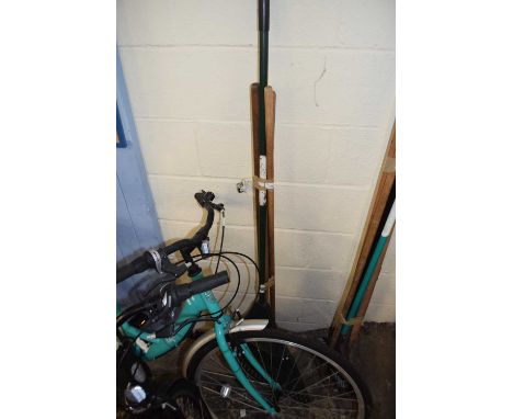 Bundle of assorted garden tools