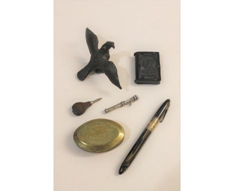 A mixed group including an oval brass snuff box marked 'H Crumpler, 1920, Bleadon, Weston S Mare, a Sheaffer fountain pen, si