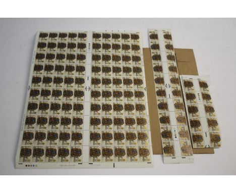 Stanley Gibbons Error SG 966a (Holly Green/Red), 140 stamps with complete sheet and others including traffic light pairs.  *C