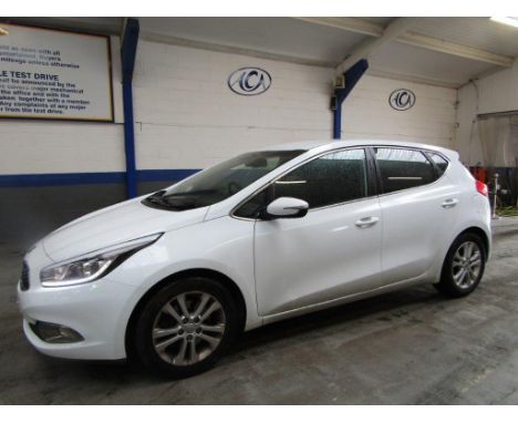 Make &amp; Model: Kia Ceed 3 EcoDate of Reg: FX14 XLEColour: Whitecc: 1591MoT: 10-03-2022Fuel Type: PETROLMileage: 51kTransmi