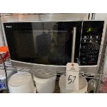 Haier 1000W Microwave, Model MWG10036TSSL, S/N MWG10036TSSL-120902064 | Rig Fee $No Charge