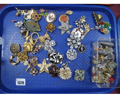 A Mixed Lot of Assorted Costume Brooches, including Butler &amp; Wilson Star Fish, various floral designs, animals, etc, dres