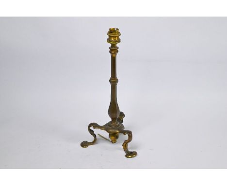 Railwayana - a brass Pullman table lamp on scrolling tripod base, 28 cm high, excluding socket