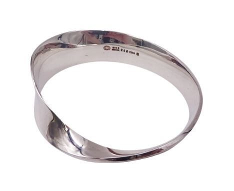 Georg Jensen Mobius silver bangle, designed by Vivianna Torun, No. 206, boxed Condition Report:Overall good condition 