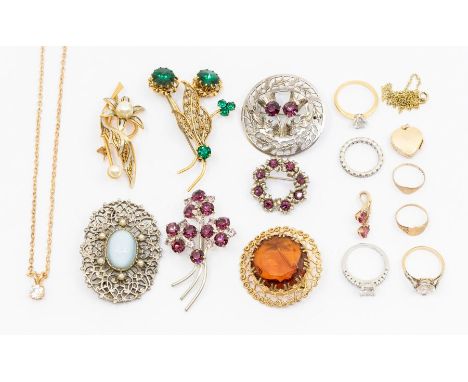 A collection of costume jewellery to include an 18ct gold ring, rose cut diamond set shoulders with&nbsp;a round cut cubic zi