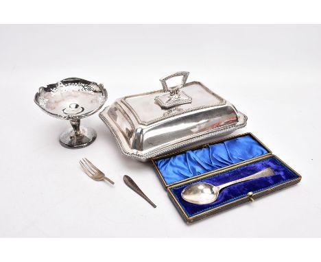 A SELECTION OF SILVER ITEMS, to include a silver pierced bonbon dish on a raised stem with a circular base, hallmarked 'Alexa