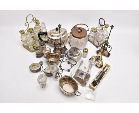 A BOX OF ASSORTED WHITE METAL WARE, to include two silver handled shoehorns, each with a sull silver hallmark for Birmingham,