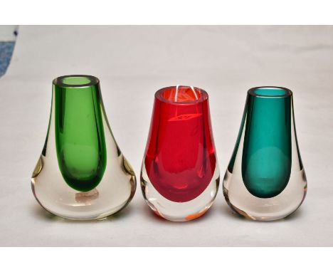 THREE WHITEFRIARS CASED GLASS VASES, comprising two ham bone vases in green, height 14.5cm and turquoise, height 13cm and a r