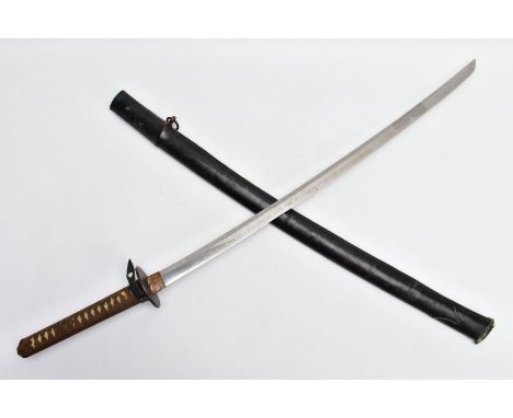 A WW2 PERIOD IMPERIAL JAPANESE SAMURAI SWORD complete with wooden and black leather scabbard, the blade length is approximate