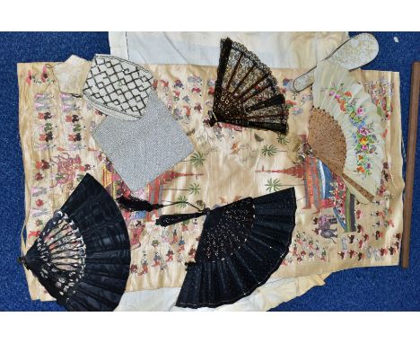 A SMALL QUANTITY OF COSTUME AND TEXTILES comprising two decorative evening purses, an early 20th Century boxed hand painted f