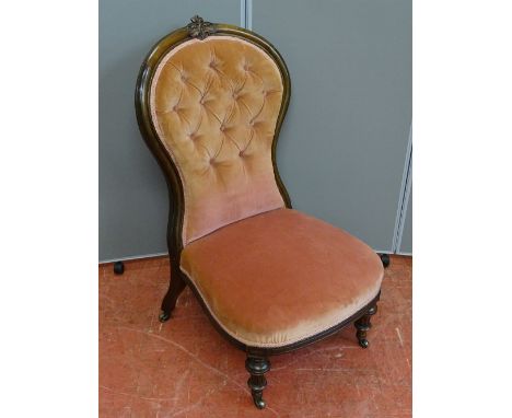 A BUTTON &amp; SPOON BACKED LADY'S CHAIR