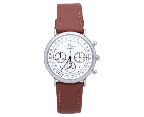   IWC Herrenarmbanduhr Portofino Chronograph in Stahl. Uhrwerk Quarz mit weissem Zifferblatt und goldfarbenem Index,  braunem