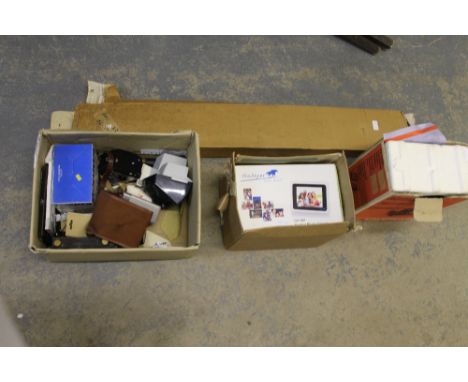 Quantity of camera equipment
