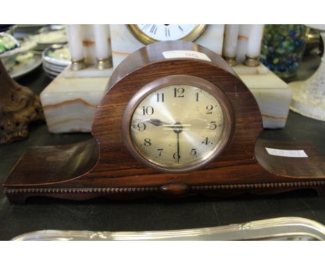 Oak mantle clock