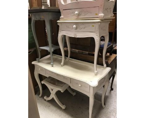 A modern painted dressing table in the Louis XV manner, together with two similar side tables and a bergere seated stool, plu