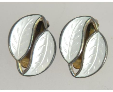 A vintage Norwegian pair of silver and enamel set clip on earrings by David Anderson. Marked 925 Norway with makers marks. We