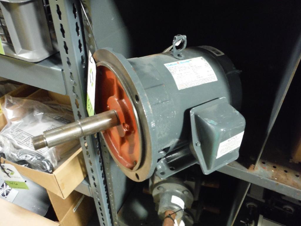 Cleaver Brooks boiler blower motor, 5 hp, 3 ph, frame 182TDZ. RIGGING