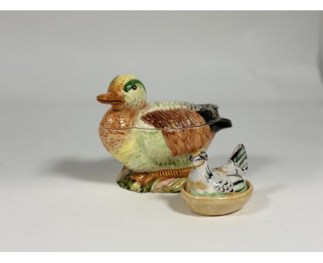An Italian nesting ceramic duck tureen with spoon (w-18cm h-15cm) and a small ceramic nesting hen (h-7cm w-9cm) (2)