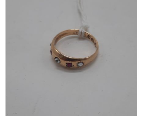 18CT GOLD DRESS RING - SIZE K - APPROX 3.4 GRAMS