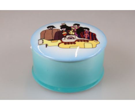 The Beatles ' Yellow Submarine ' Ceramic Trinket Box and Lid, 9cm diameter 