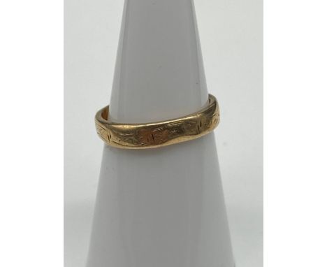 Antique Birmingham 9ct gold band ring. [Weighs 2.20 grams] [Ring size K] 