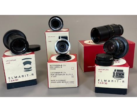 Konvolut LEITZ Wetzlar. 4 Objektive. In original Verpackung.Verschiedene Maße. Konvolut bestehend aus: Leica Leitz Vario-Elma