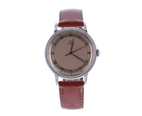 Omega 'Jumbo' stainless steel gentleman's wristwatch, ref. 2325, circa 1940s, serial no. 1005xxxx, champagne two-tone dial wi