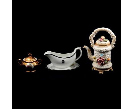 Box of Victorian ceramics including Mason's Ironstone jugs, Copeland jug, Royal Worcester pin dish and cover with gilt peacoc
