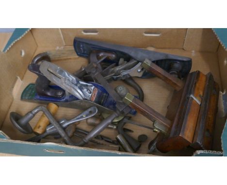 Collection of woodworking tools 
