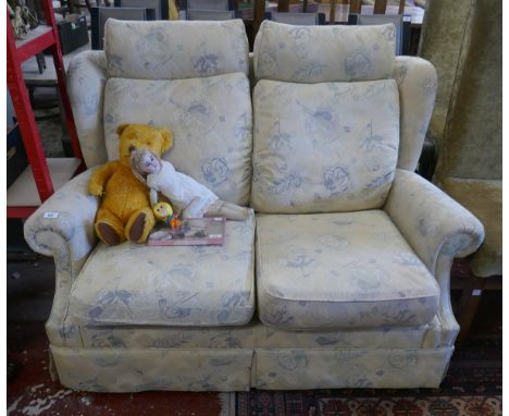 2 seater sofa 