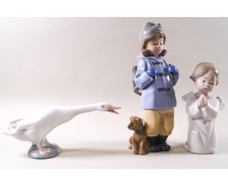 Lladro 4538, 'Praying Angel', 13cm high with another of a goose and a Nao figure