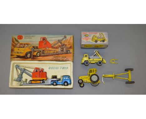 A Dinky 966 Marrel Multi-Bucket Unit and a Corgi Gift Set No.27 Bedford TK Machinery Carrier, overall both appear G in G boxe