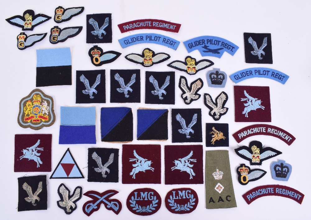 Selection Of Parachute Regiment And Army Air Corps Insignia, Consisting 