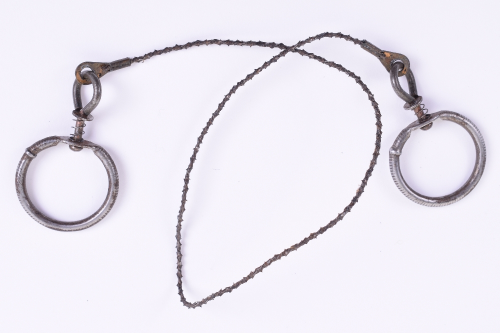 WW2 SOE / Commando Garrote Wire length of barbed wire with rings to