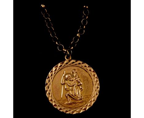 A 9 carat yellow gold St Christopher medallion on a chain, a 9 carat yellow gold St Christopher medallion, bright cut edge, 2