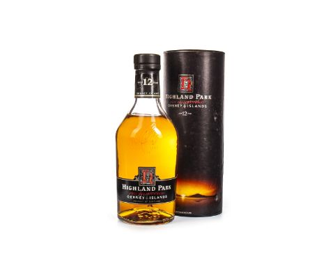 HIGHLAND PARK 12 YEARS OLD DUMPY BOTTLE Single Malt Scotch Whisky 75cl, 40% volume, in tube