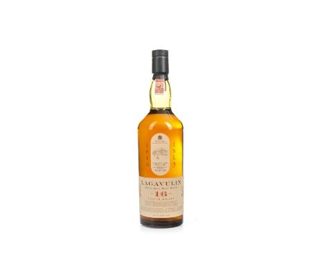 LAGAVULIN AGED 16 YEARS WHITE HORSE DISTILLERS Single Malt Scotch Whisky 75cl, 43% volume.