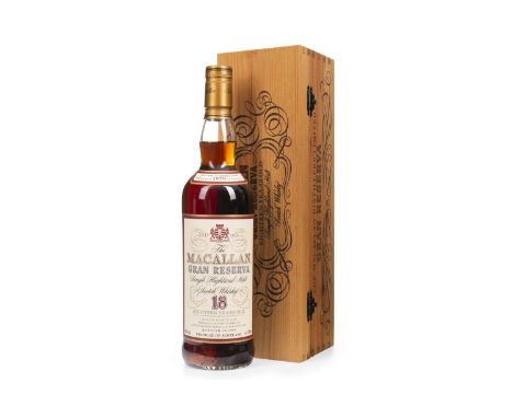 MACALLAN 1979 GRAN RESERVA AGED 18 YEARS Single Malt Scotch Whiksy Matured in sherry casks, bottled 1997. 700ml, 40% volume, 