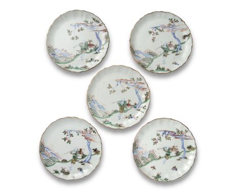 * TO BE SOLD WITHOUT RESERVE *A SET OF FIVE CHINESE UNDERGLAZE-BLUE AND ENAMELLED SERVING DISHES, MING DYNASTY, CHONGZHEN PER