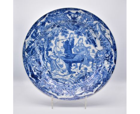 * TO BE SOLD WITHOUT RESERVE *A CHINESE BLUE AND WHITE PORCELAIN ‘MUSICIANS' DISH, QING DYNASTY, KANGXI PERIOD, 1662 – 1722清 