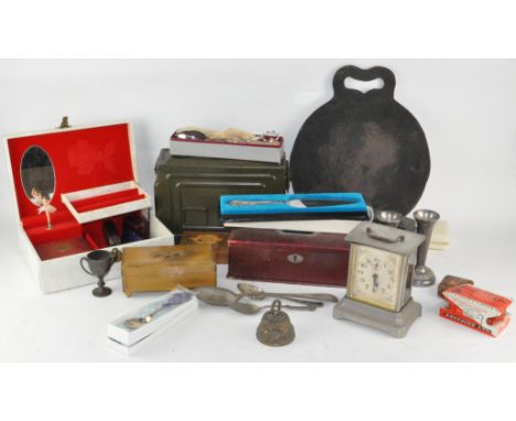 Assorted collectables, to include a vintage Seikosha mantle clock, a silver handled cake slice, jewellery boxes, Military amm