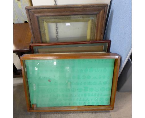 Assorted vintage display cases and frames 