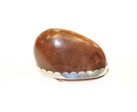 Snuff box, probably 19th Century, the mounts possibly silver