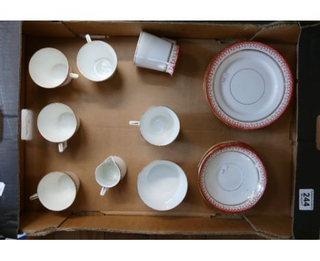 A collection of Wileman & Co Victoria shaped tea ware in pattern 3891 to include 5 cups, 6 saucers, 6 side plates, 2 cream ju