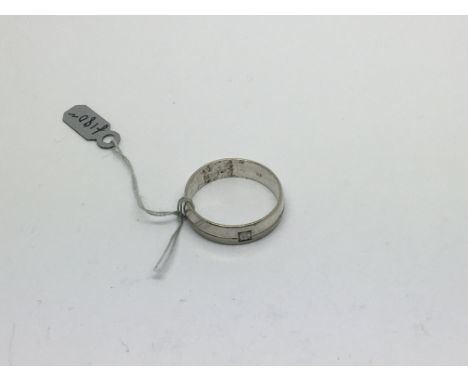 A 9ct white gold band ring set with 1 diamond. Size u approx weight 5.39g