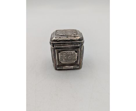 A 19th century French silver snuff box with floral engraved decoration Location:If there is no condition report shown, please