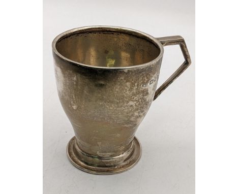 A silver mug hallmarked London 1935 with the Jubilee mark, 131.9g Location:If there is no condition report shown, please requ