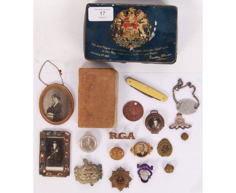 A collection of largely vintage First & Second World War personal affects to include; miniature framed photos, Pocket Testame